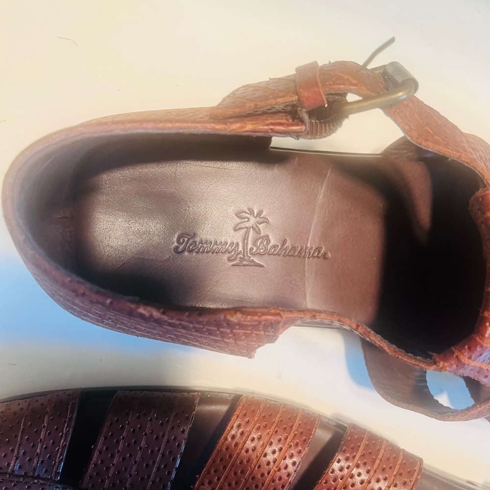 Tommy Bahama - Picture 8 of 10